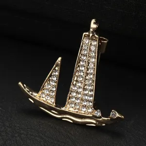 Spilla barca a vela strass uomo perno metallo oro accessorio colletto abito