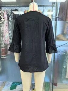 Top nero tinta unita casual da donna con maniche a 3/4 con volant comoda camicetta estiva