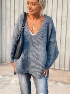 Women's casual chunky knit V-neck sweater, solid color loose pullover top for daily wear.
