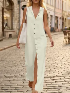 Vue détaillée de la robe longue sans manches décontractée avec boutons pour l'été.