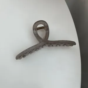 Minimalist twist hair claw clip in Morandi grey color, oversized jelly hairpin for thick hair.