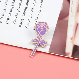 Broche en email rose violet, epingle de revers fleur en alliage romantique pour vetements.