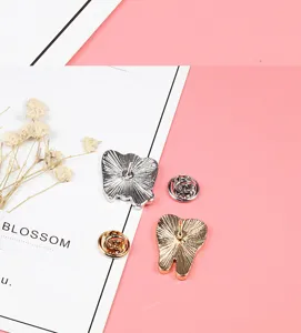 Leuke tanden emaille speld set, metalen reversspeld met veilige vlindersluiting achterkant.