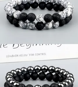 Ensemble de bracelets de perles double couche en turquoise blanche, lave et hématite.