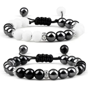 Set van gevlochten armbanden van hematietsteen en kralen voor koppels met verstelbaar touw