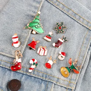 Weihnachten Legierung Emaillierte Brosche Weihnachtsmann Schneeflocke Rentier Baum Glocke Mode Schmuck Anstecknadel Für Unisex
