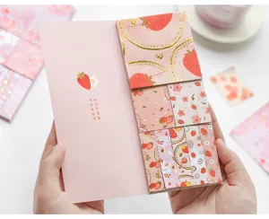 Roze aardbei sticky notes set detail, schattig journal memo papier voor knutselen en scrapbooking.
