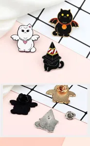 Lindo gato ángel esmaltado broche pin conjunto, dibujos animados negro y blanco gato insignias.