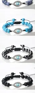 Bracelet de perles mauvais œil avec pendentif ovale en strass et cordon réglable en divers styles.