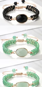 Vue détaillée du bracelet de perles en pierre précieuse tressé réglable finition soignée.