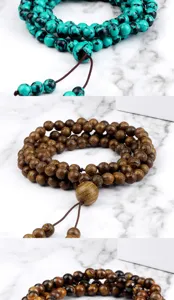 Gros plan détaillé de bracelets de 108 perles avec textures en pierre et bois, nœuds fins.