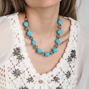 Vintage turquoise beaded necklace for women ethnic handmade geometric stone jewelry accessory