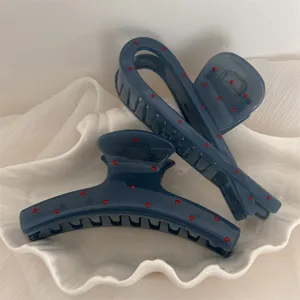 Pince à cheveux bleue à pois rouges, jolis accessoires de cheveux style japonais pour femmes.