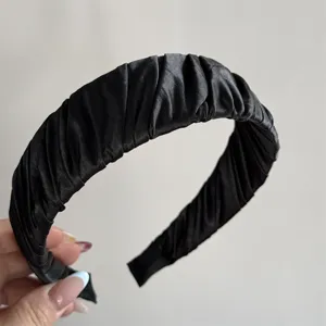 Black pleated satin headband vintage wide hair hoop elegant fashion hair accessories for women.