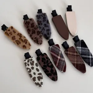 Pinces à cheveux bec de canard en tissu motif léopard carreaux style coréen mignon frange détail