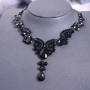 Elegant black rhinestone statement necklace luxurious crystal choker jewelry for women wedding