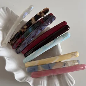 Barrette a cheveux fine en acetate pince elegante accessoires minimalist coiffure femmes