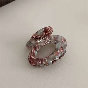 Retro oval acetate hair claw clip small tortoiseshell hair accessory for women daily wear