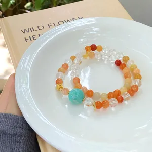 Natuerlicher Edelstein Doppel Schicht Perlen Armband mit Tuerkis und Gold Akzenten.