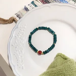 Exquisite Chinese style retro beaded bracelet with green and red agate beads for women detail view