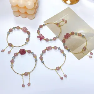 Süßes Erdbeinquarz und Graumondstein Armband Set mit süßem Bären Design für Damen.