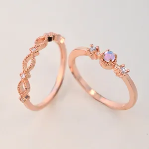 Elegantes Mondstein Ring Set für Damen minimalistisch hohl Diamant Roségold Schmuck