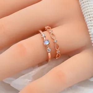 Elegantes Mondstein Ring Set für Damen, minimalistisches Diamant Hohl Design, Schmuck.