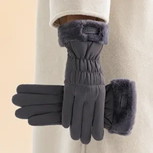 Guantes de esquí acolchados de felpa táctiles de invierno para mujeres, a prueba de viento al aire libre.