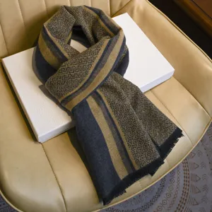 Écharpe d'hiver pour hommes en mélange de laine motif géométrique classique long chauffe-cou.