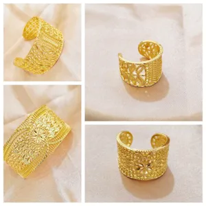 Vintage Legierung Hohl Geschnitzt Totem Offene Armspange Ring Schmuck Set Vergoldet Ethnisch Braut Hochzeit Handschmuck Für Damen