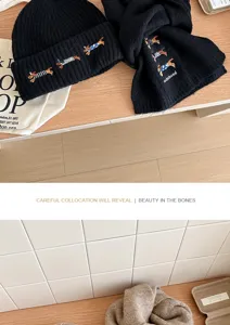 Conjunto de gorro y bufanda negros con bordado de perro salchicha, cálido set de invierno