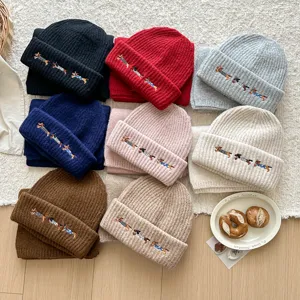 Conjunto de Gorro y Bufanda de Punto Cálido de Invierno Lindo Bordado de Salchicha Gorro Espesado Suave Casual Diario Accesorios de Clima Frío