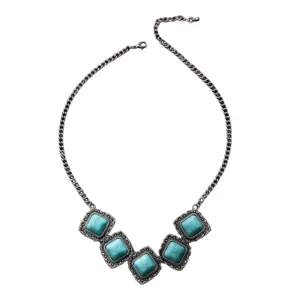 Vintage etnische turquoise halsketting voor vrouwen, stijlvolle vierkante hanger.