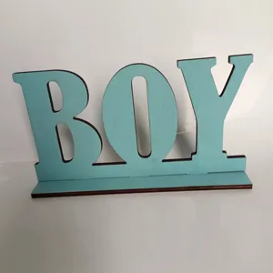 Ornement de décoration de table en bois lettre bleu BOY pour décoration de chambre 1pc
