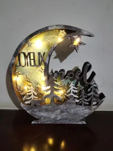 Ornement de noel en bois lune sapin led decoration de fete interieure detail vue