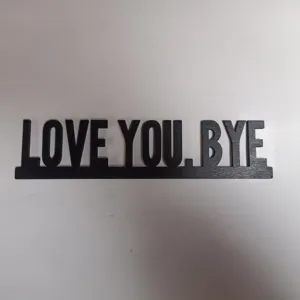 Panneau en bois noir LOVE YOU BYE coin de porte typographie decoration murale article