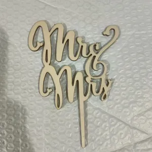 Wooden Mr Mrs cake topper detail, rustic wedding party decoration accessory for bridal shower.