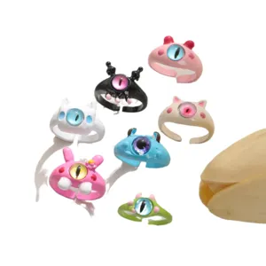 Anelli aperti colorati da piccolo mostro carino dei cartoni animati per donne, gioielli alla moda.