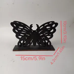 Porta tovaglioli farfalla in legno dettaglio, elegante organizer per fazzoletti da scrivania.