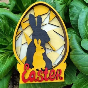 Vue de détail de plaque en bois lapin œuf de Pâques, décoration de fête printanière.