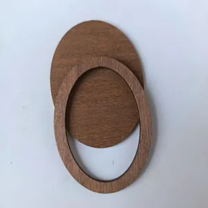 Marco ovalado de madera vista de detalle, accesorios de piezas de madera para bordado DIY artesanal.