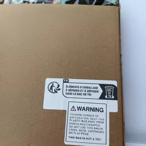 Wooden 3d animal christmas decoration packaging box detail view with compliance label