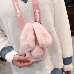 Cover telefono peluche coniglio rosa soffice con cinturino, custodia carina calda invernale smartphone.