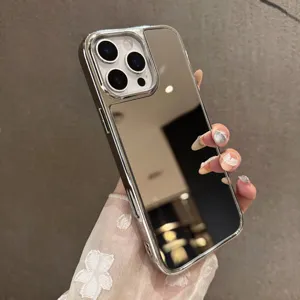 Détail coque de téléphone miroir galvanisée, compatible avec les modèles iPhone, protection.