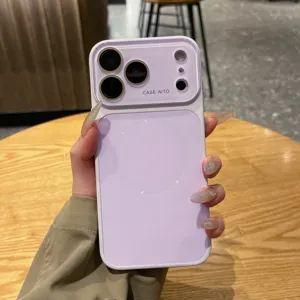 Minimalistische matte effen telefoonhoes compatibel met iPhone, stijlvolle beschermhoes.