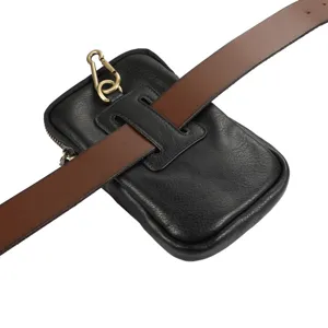 Pochette de téléphone en cuir noir pour hommes avec passant de ceinture, étui de taille pratique.