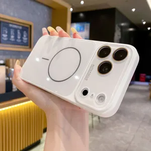 Funda de teléfono magnética blanca con gran ventana y protección de cámara para iPhone.