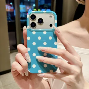Blauwe polkadot telefoonhoesje compatibel met iPhone 17 Pro Max schokbestendige hoes