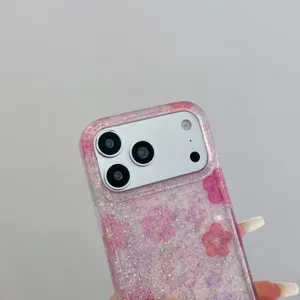Roze glitter bloemen telefoonhoesje detail weergave met sprankelende fragmenten en leuke bloemmotieven.