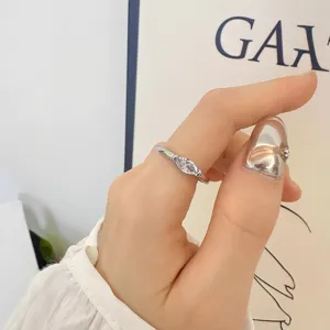 Bague en Strass en Acier Titane Minimaliste Pour Les Femmes Luxe en Forme de Larme Marquise Zirconia Ouvert Bande Bagues de Fiançailles Couple Bijoux Cadeau